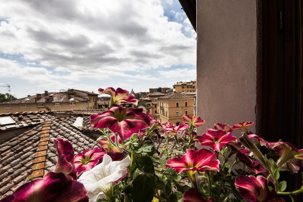 A Casa Mastacchi Bed and Breakfast Siena Esterno foto