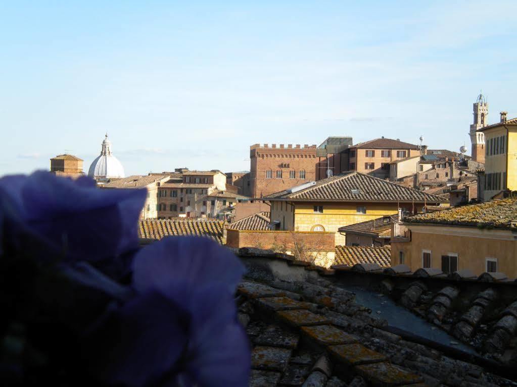 A Casa Mastacchi Bed and Breakfast Siena Esterno foto