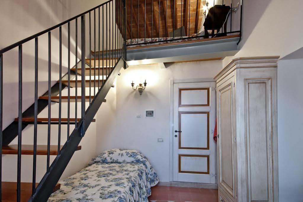 A Casa Mastacchi Bed and Breakfast Siena Esterno foto