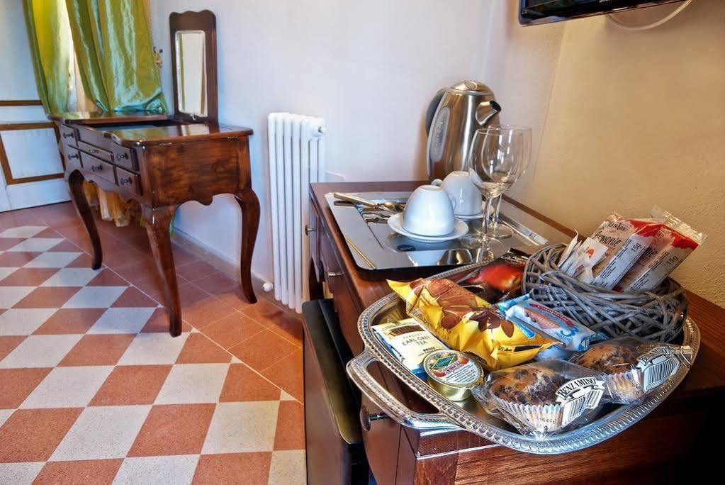 A Casa Mastacchi Bed and Breakfast Siena Esterno foto